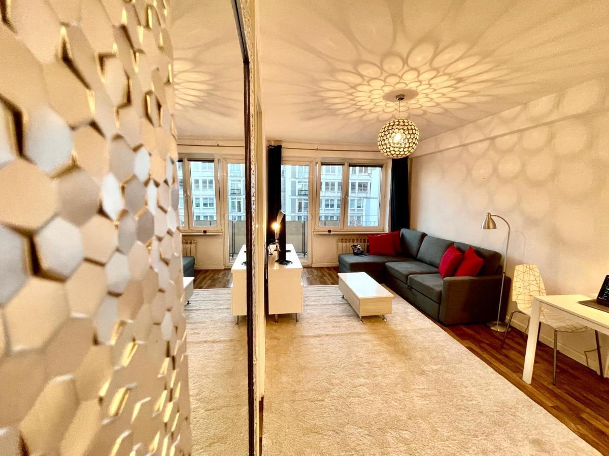 Decor 2 Metro Fast Wifi 55'Tv Netflix Hbo Cozy Apartment Warsawa Bagian luar foto
