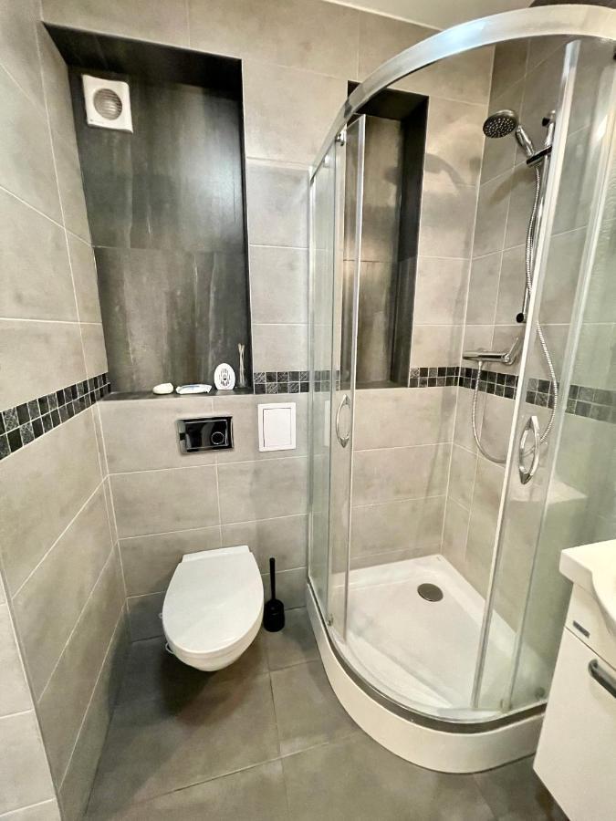 Decor 2 Metro Fast Wifi 55'Tv Netflix Hbo Cozy Apartment Warsawa Bagian luar foto